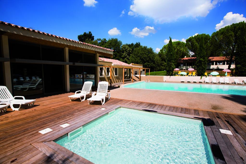 Club Vacances Bleues Domaine de Château Laval Gréoux-les-Bains Exterior foto
