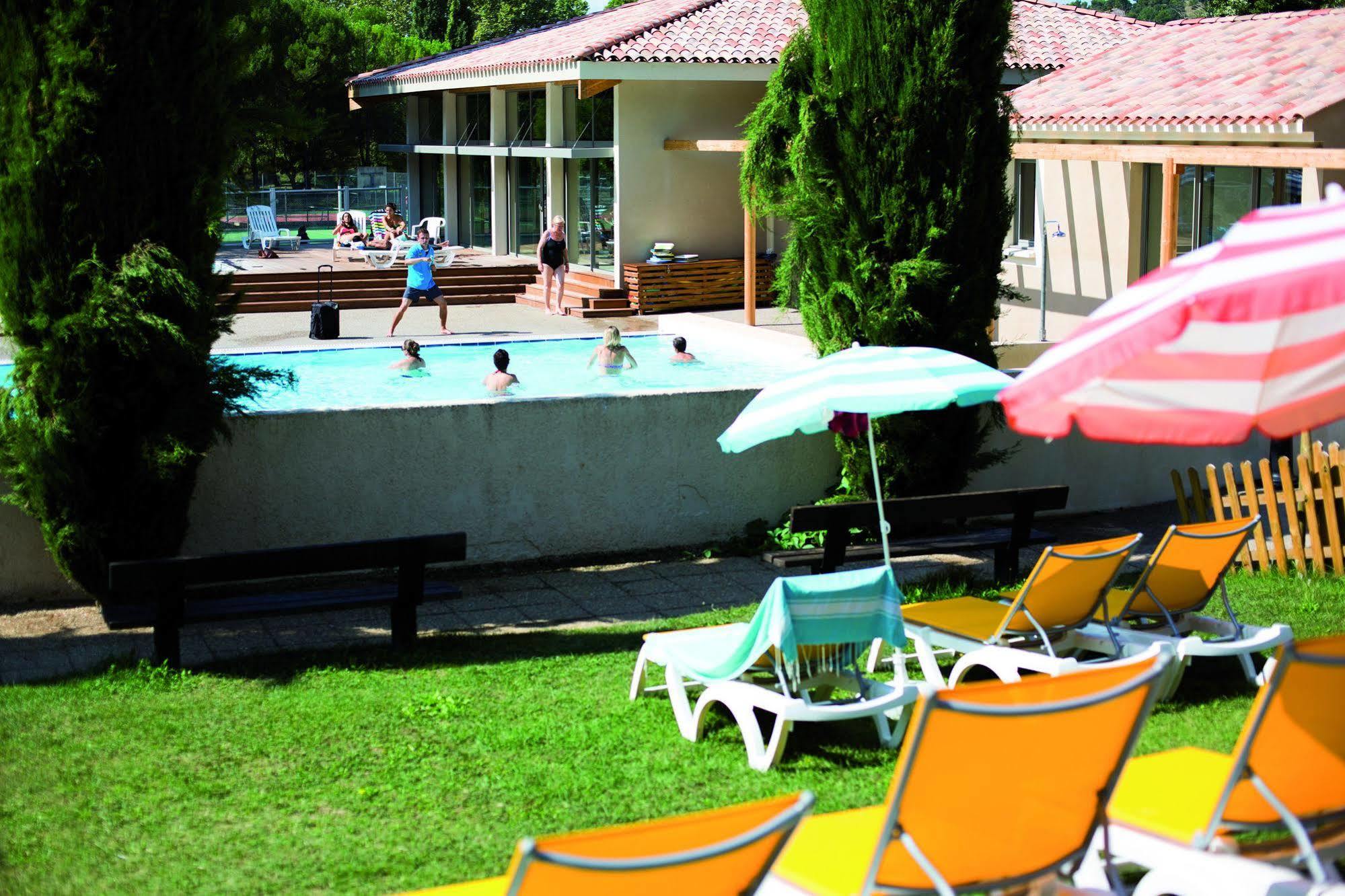 Club Vacances Bleues Domaine de Château Laval Gréoux-les-Bains Exterior foto